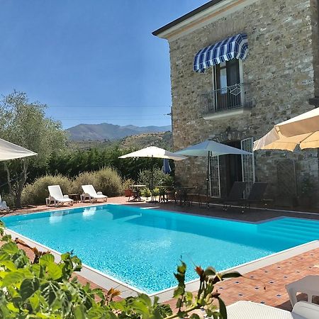 Casa Vacanze Il Cenito Кастелабате Екстериор снимка