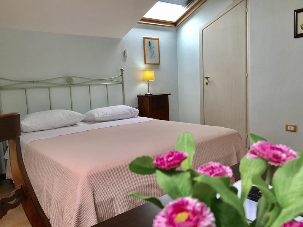 Casa Vacanze Il Cenito Кастелабате Екстериор снимка