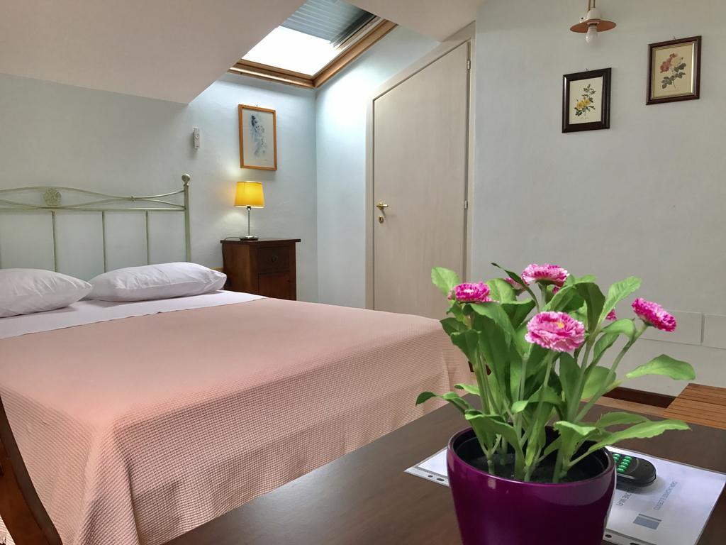 Casa Vacanze Il Cenito Кастелабате Екстериор снимка