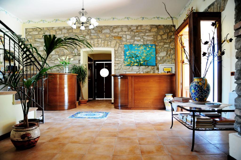 Casa Vacanze Il Cenito Кастелабате Екстериор снимка