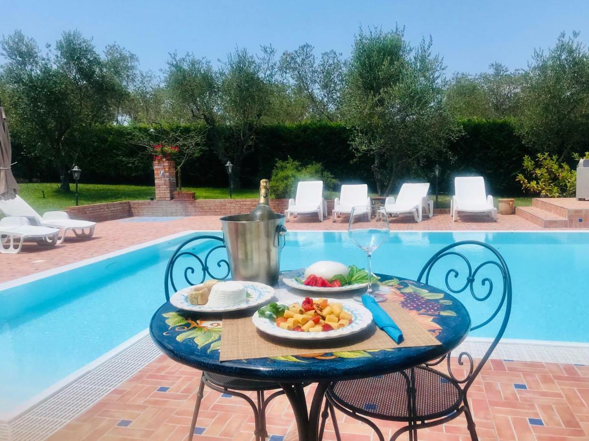 Casa Vacanze Il Cenito Кастелабате Екстериор снимка